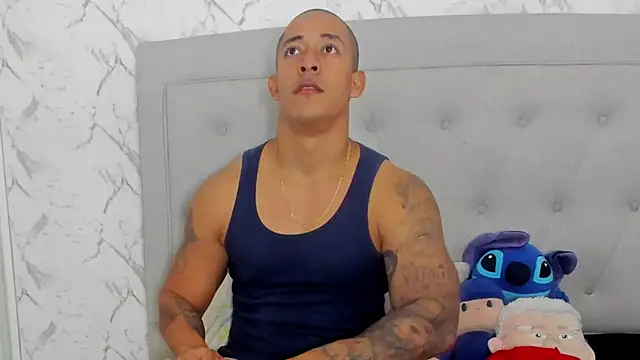 Snapshot of luigiferrara chatting on 02-09-26, 09:24 luigiferrara online show from 02-09-26, 09:24