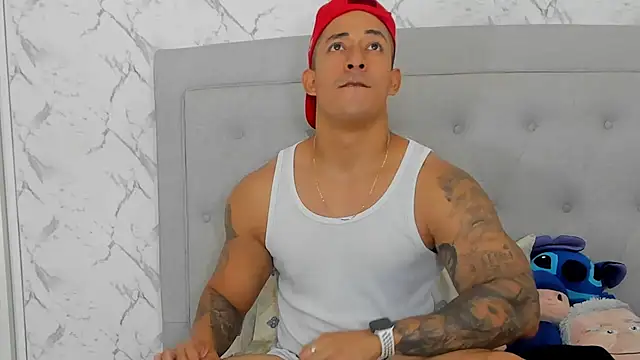 luigiferrara online show from 11-23-25, 05:45