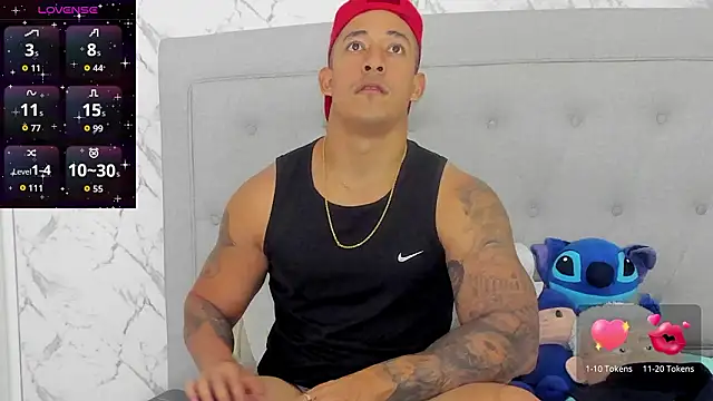 Snapshot of luigiferrara chatting on 02-22-26, 09:05 luigiferrara online show from 02-22-26, 09:05