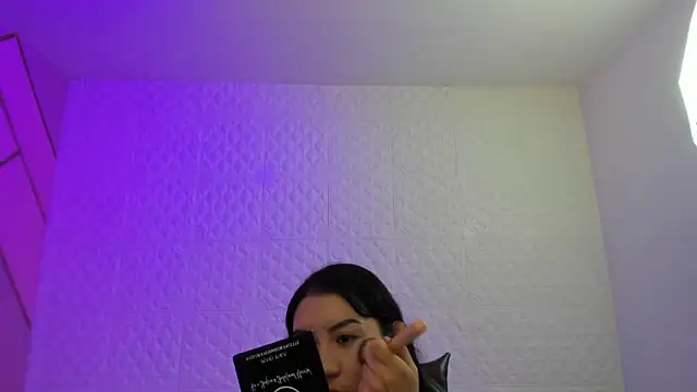 Violetaa diazz online show from 03-11-26, 09:09