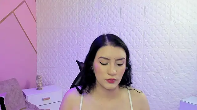 Violetaa diazz online show from 11-08-25, 09:18