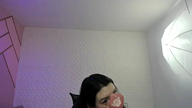 Snapshot of Violetaa_diazz chatting on 09-13-25, 09:15 Violetaa diazz online show from 09-13-25, 09:15