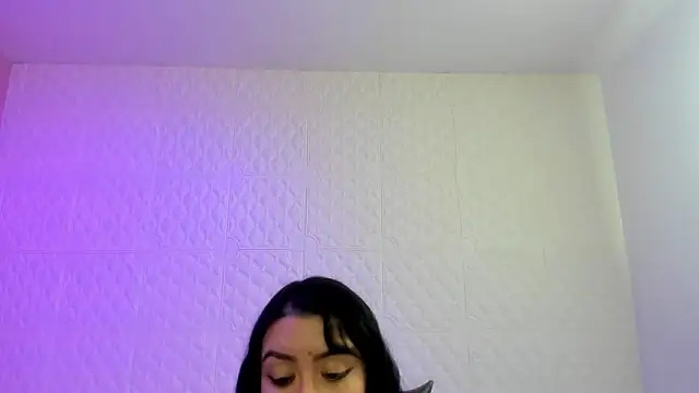 Snapshot of Violetaa_diazz chatting on 02-25-26, 09:14 Violetaa diazz online show from 02-25-26, 09:14