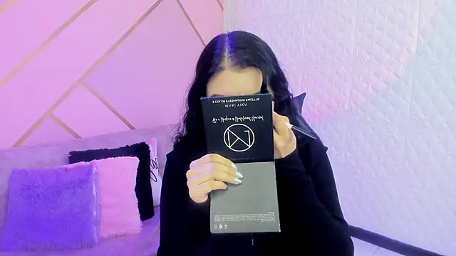 Snapshot of Violetaa_diazz chatting on 02-12-26, 09:14 Violetaa diazz online show from 02-12-26, 09:14