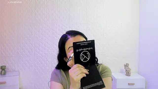 Snapshot of Violetaa_diazz chatting on 02-05-26, 09:10 Violetaa diazz online show from 02-05-26, 09:10