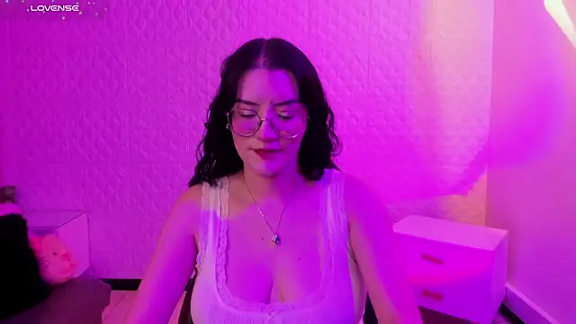 Violetaa diazz online show from 06-10-26, 09:16