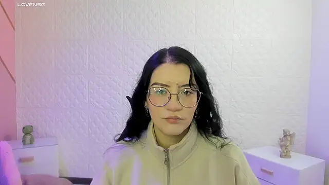 Snapshot of Violetaa_diazz chatting on 02-11-26, 09:14 Violetaa diazz online show from 02-11-26, 09:14