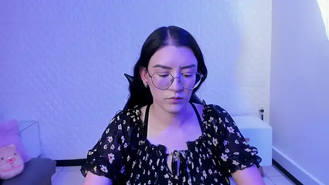 Violetaa diazz online show from 07-27-26, 08:38
