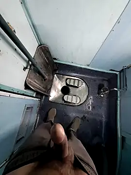 Snapshot of dickerdaddy25 chatting on 02-15-25, 02:15 dickerdaddy25 online show from 02-15-25, 02:15