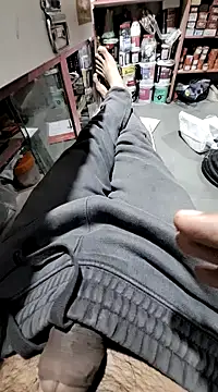 Snapshot of dickerdaddy25 chatting on 01-18-25, 02:33 dickerdaddy25 online show from 01-18-25, 02:33