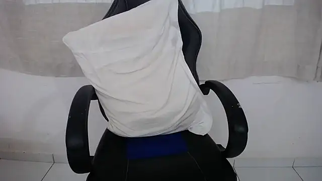 Snapshot of Apollo_21 chatting on 09-11-25, 01:16 Apollo 21 online show from 09-11-25, 01:16