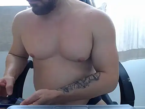 Snapshot of Apollo_21 chatting on 11-19-25, 05:02 Apollo 21 online show from 11-19-25, 05:02