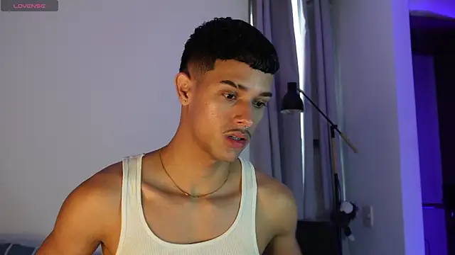 Busterspinter online show from 11-25-25, 01:22