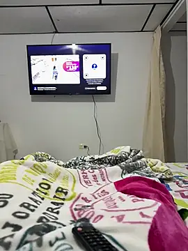 ANYLU19 online show from 01-17-26, 03:21