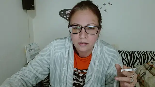 LadyHellene online show from 02-04-26, 05:30