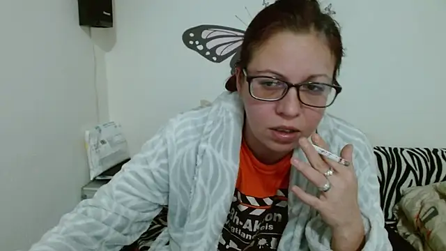 LadyHellene online show from 02-04-26, 05:24