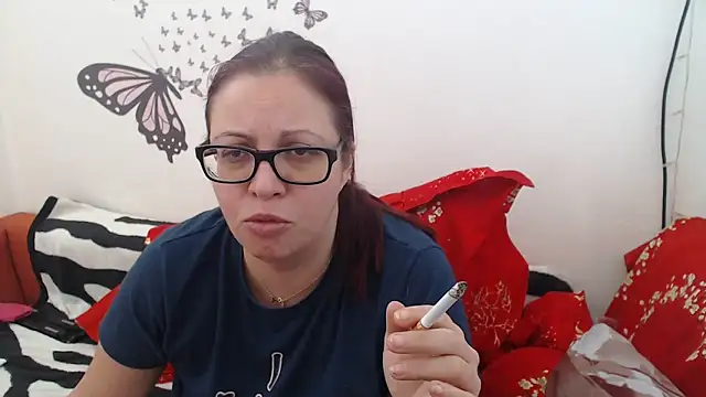 Snapshot of LadyHellene chatting on 02-25-25, 10:37 LadyHellene online show from 02-25-25, 10:37