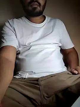 Snapshot of Jayesh_Love chatting on 01-04-25, 08:48 Jayesh Love online show from 01-04-25, 08:48