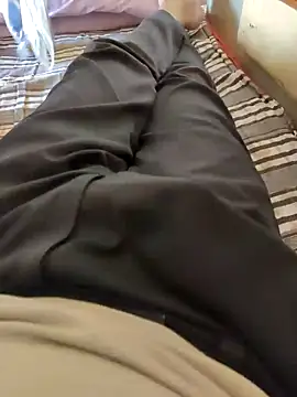 Snapshot of Jayesh_Love chatting on 01-11-25, 09:57 Jayesh Love online show from 01-11-25, 09:57