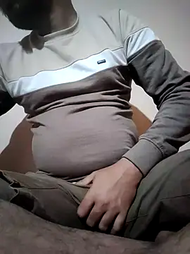 Snapshot of Jayesh_Love chatting on 01-05-25, 03:34 Jayesh Love online show from 01-05-25, 03:34