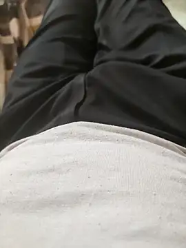 Snapshot of Jayesh_Love chatting on 01-24-25, 06:46 Jayesh Love online show from 01-24-25, 06:46