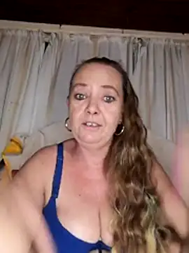 Kimmyb777 online show from 06-19-26, 04:57