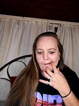 Kimmyb777 online show from 05-20-26, 04:59