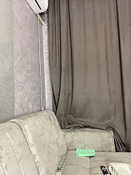 Lola Hale online show from 02-01-26, 08:29