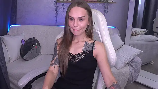 KiraGrayy online show from 11-26-25, 06:46