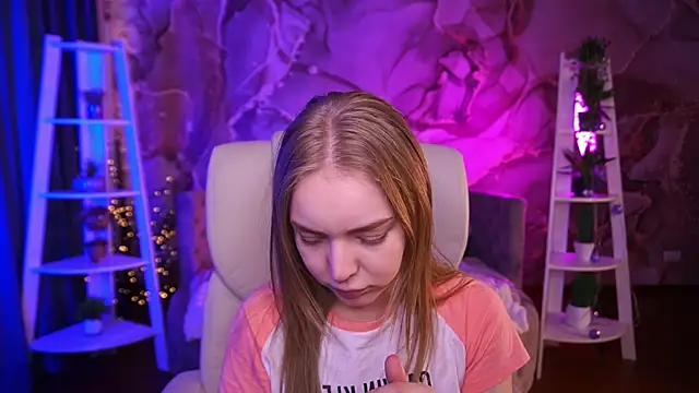 EmilySunshineS online show from 03-18-26, 07:00