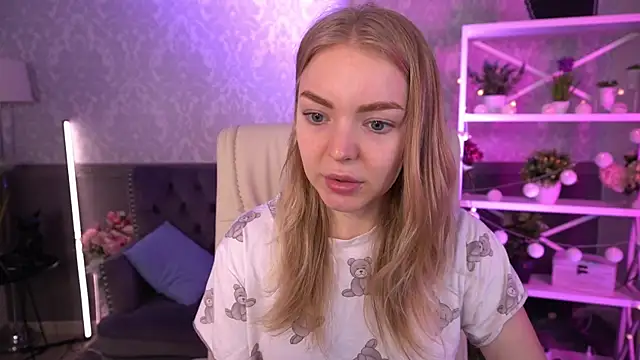 EmilySunshineS online show from 09-18-25, 06:27