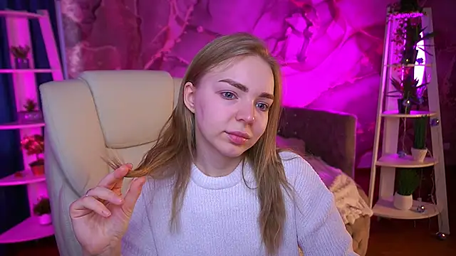 EmilySunshineS online show from 03-08-26, 06:49