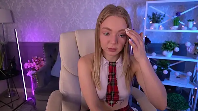 EmilySunshineS online show from 09-10-25, 06:56