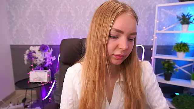 EmilySunshineS online show from 11-30-25, 06:47