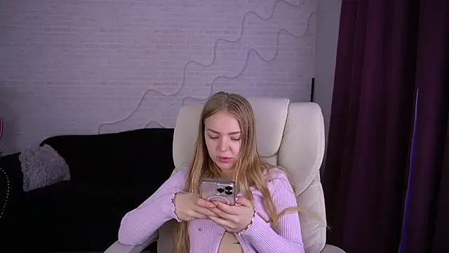 EmilySunshineS online show from 10-19-25, 06:16