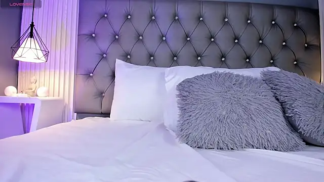 VioletthaRous online show from 03-19-26, 10:43