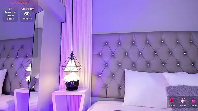 VioletthaRous online show from 06-26-26, 11:10