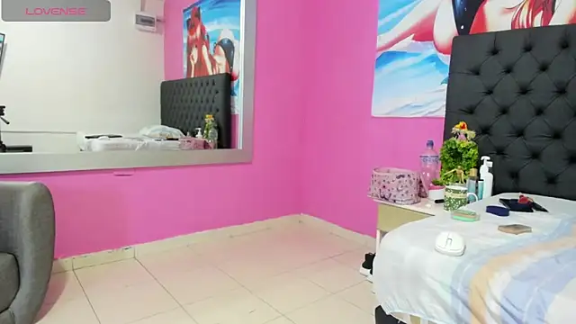  candy jade  online show from 10-15-25, 12:24