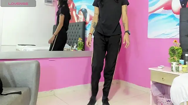  candy jade  online show from 10-18-25, 12:18