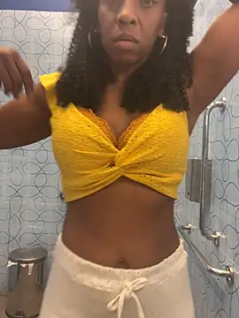 Luhma hot online show from 05-29-26, 08:31
