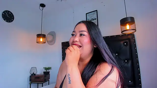 victoriajk online show from 06-19-26, 05:08