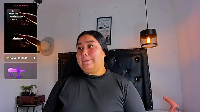 victoriajk online show from 07-17-26, 05:43
