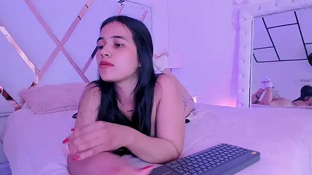 naughty  sara online show from 02-28-25, 05:59