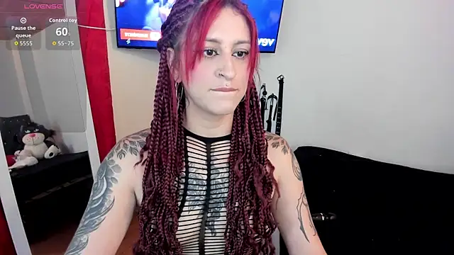Sofi F w online show from 06-12-26, 07:22