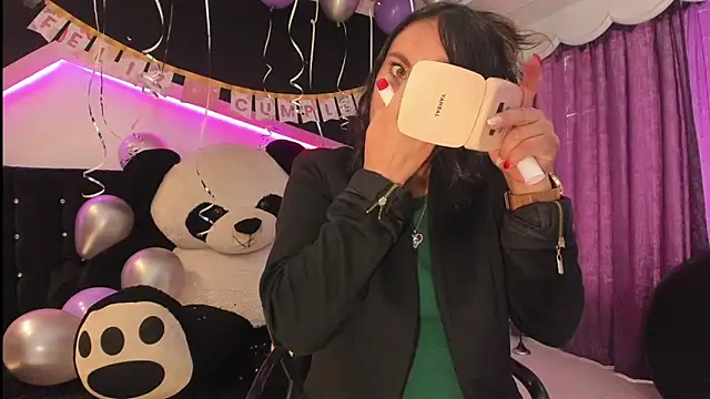 Coral Gibson online show from 03-31-26, 01:02