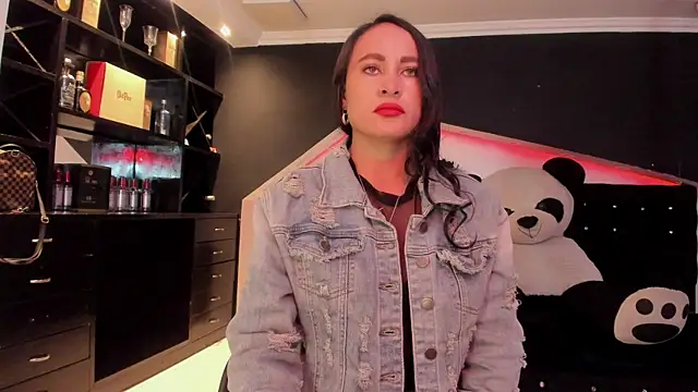 Coral Gibson online show from 07-09-26, 12:59