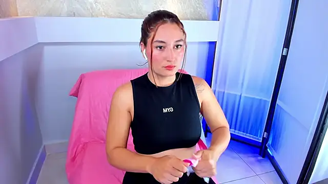 Snapshot of ScarlettWet9 chatting on 03-01-25, 12:01 ScarlettWet9 online show from 03-01-25, 12:01