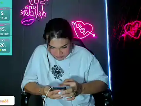 miavalentinaaa online show from 01-25-25, 03:19
