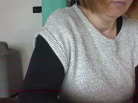 Snapshot of Sandcoq chatting on 01-09-25, 11:14 Sandcoq online show from 01-09-25, 11:14