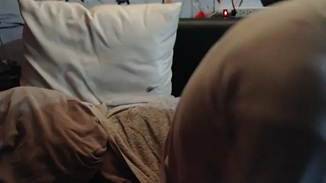 roystonee01 online show from 02-07-26, 08:33